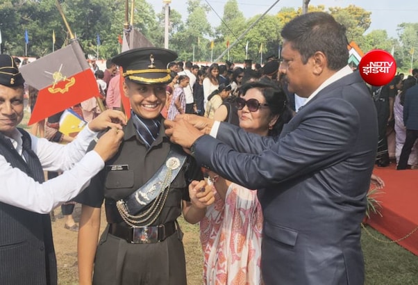Success Story: स्&zwj;कूल हेड गर्ल बनीं आर्मी अफसर, खेलों में जीते मेडल, पहले प्रयास में SSB &nbsp;क्रैक की