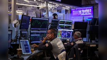 Wall Street Highlights: S&P 500 Rises To Snap Three-Day Skid, Nasdaq Gains As Oil Prices Ease