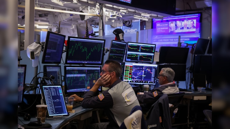 Wall Street Highlights: S&P 500 Rises To Snap Three-Day Skid, Nasdaq Gains As Oil Prices Ease