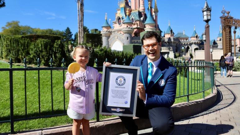 At Just 3, She Set A Guinness World Record By Visiting Every Disney Theme Park