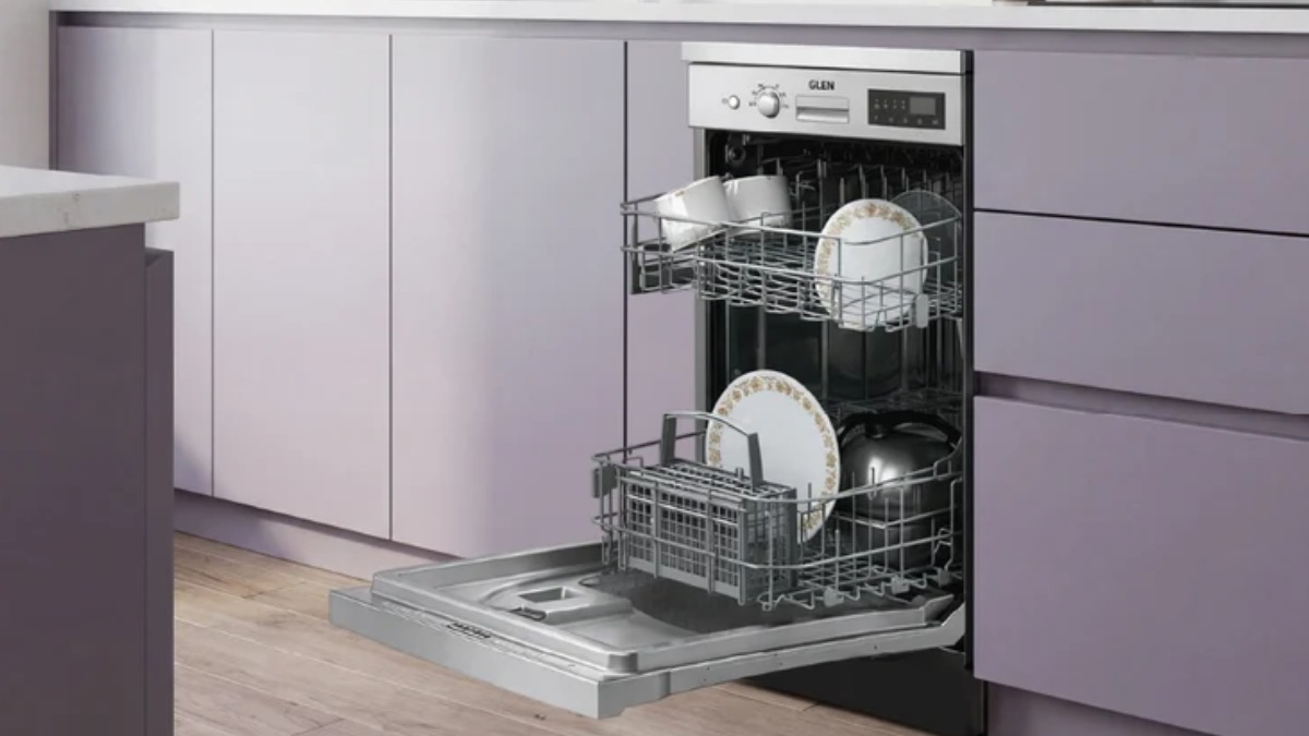 GST कट के बाद बढ़ गई Dishwasher की सेल, सस्ती हुईं बर्तन धोने वाली मशीनें; 49% बढ़ी बिक्री