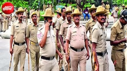 पत्थरों से कुचलकर महिला की हत्या, मां के पास बिलखता रहा डेढ़ साल का मासूम, रुला देगी तस्वीर