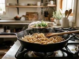 I Tried 4 Ways To Cook Onions With Less Oil, One Worked Best