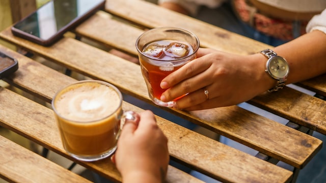 Drinking coffee does not automatically mean a person will stay healthier.