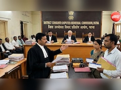 फ्लाइट लेट होने पर एयरलाइन पर लगाया 85,000 रुपये का जुर्माना, जानें आप कैसे पा सकते हैं मुआवजा