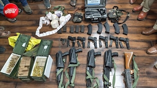 बर्खास्त हवलदार ने लूटी सेना की आर्मरी... AK-INSAS राइफल्स सहित 12 हथियारों की चोरी करके जमीन में गाड़ा