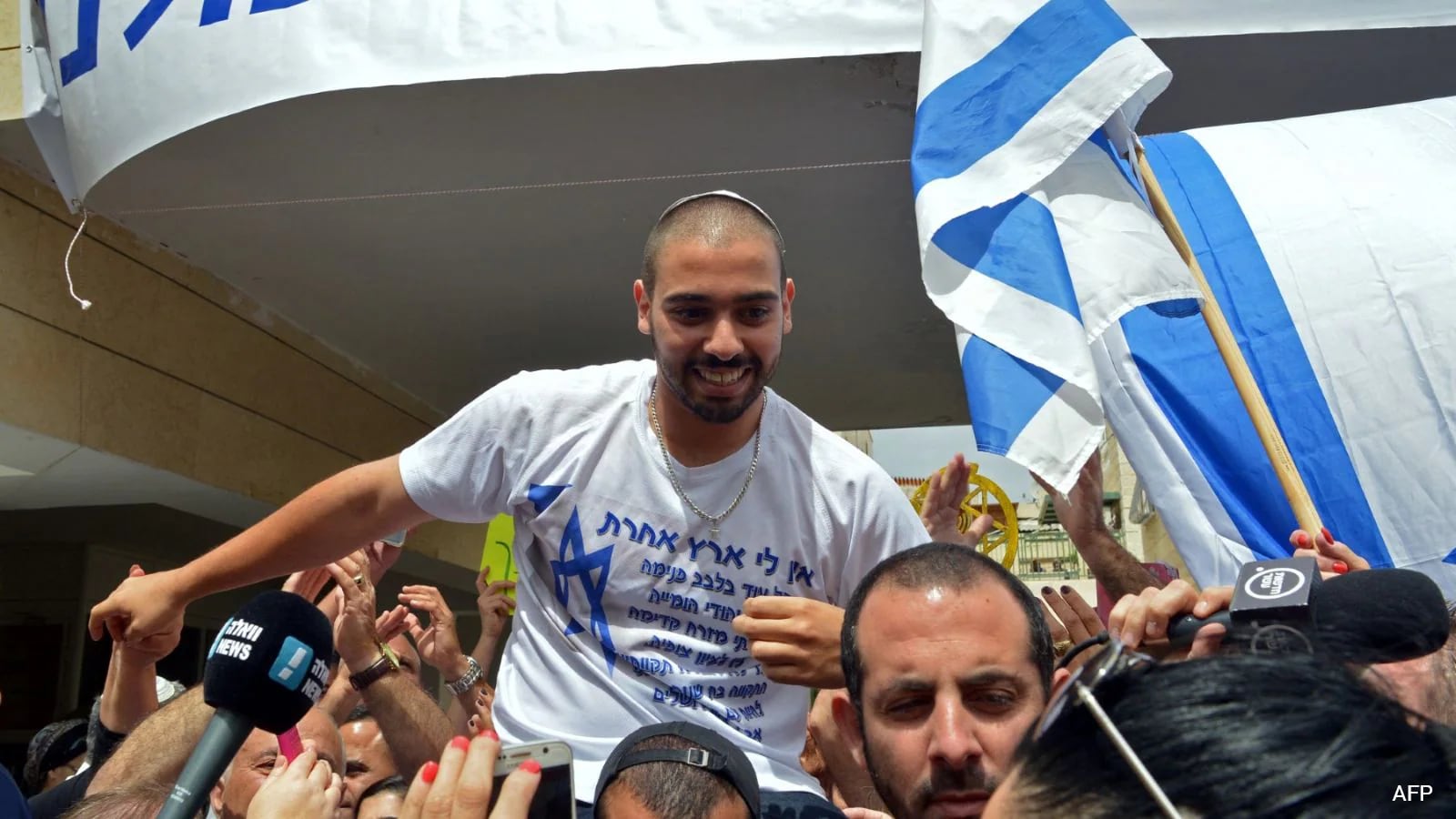 Israel Pardons Combat Medic Who Shot Dead Wounded Palestinian Attacker