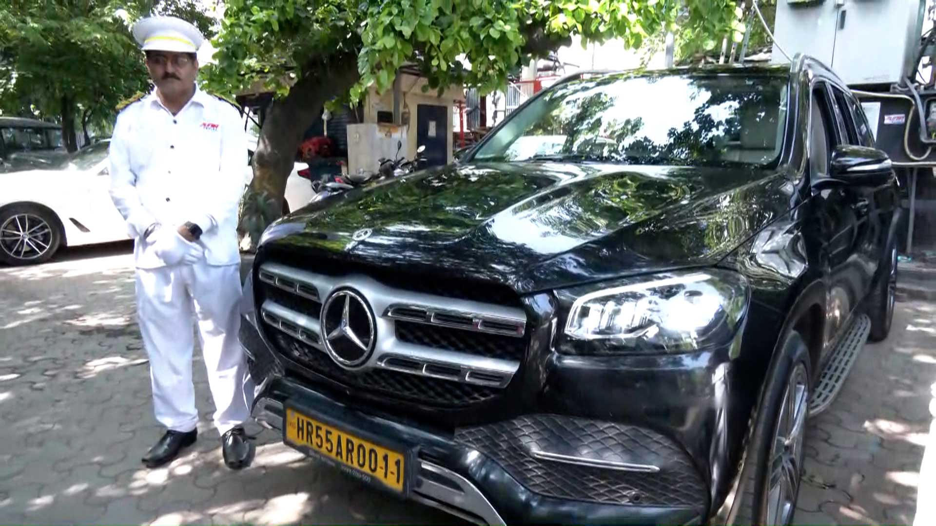 500 Luxury Cars For BRICS: Mercedes, BMW, Audi & Toyota Vellfire