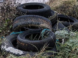 20,000 Discarded Tyres Were Buried Under A Road In US And There's A Brilliant Reason Why