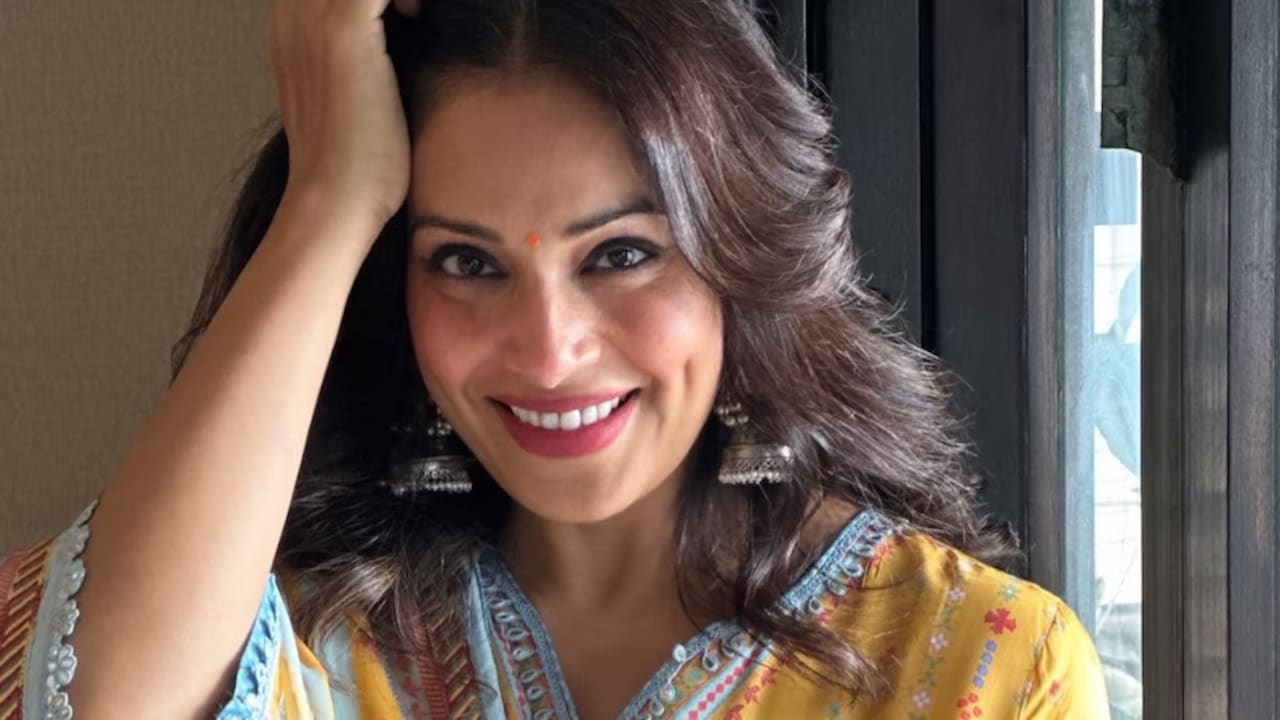 Bipasha Basu Gears Up For Comeback With Hansal Mehta's Barabanki
