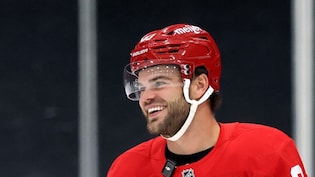 Alex DeBrincat Refuses to Panic Despite the Detroit Red Wings Chaos