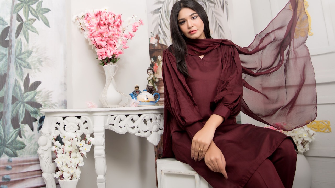 5 kurti sets in autumn shades, ready for festive gatherings
