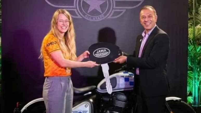 Jawa All Stars 42 Bobber Presented To Greek Chess Champ Stavroula Tsolakidou