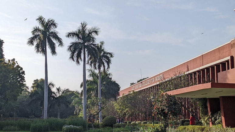 Lady Shri Ram College Shifts Classes To Virtual Mode After Minor's Rape In Astha Kunj Park