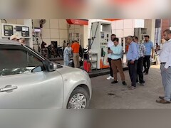 नोएडा-गाजियाबाद से गुरुग्राम-फरीदाबाद तक NCR में बिना PUCC नहीं मिलेगा पेट्रोल, 10 हजार का जुर्माना लगेगा, हाई सिक्योरिटी नंबर प्लेट भी अनिवार्य