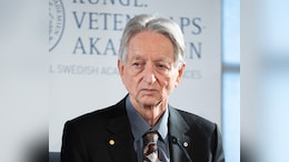 'Godfather of AI&rsquo; Geoffrey Hinton Warns Congress To Act Before AI Becomes Harder To Control
