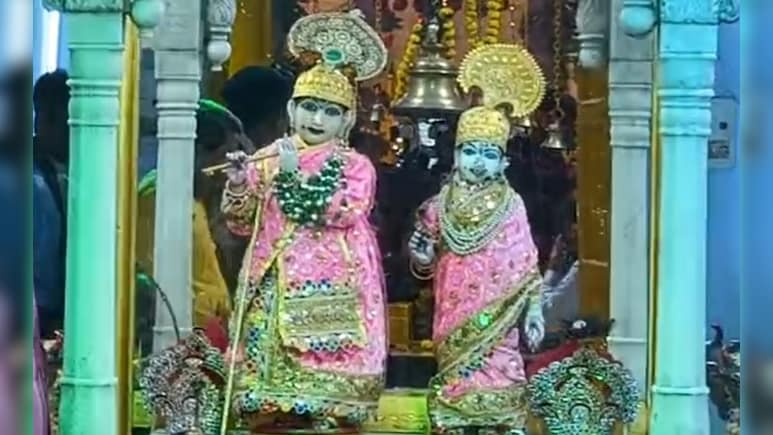 100 करोड़ के रत्नजड़ित गहनों से सजे राधा-कृष्ण! पहली झलक पाकर भाव-विभोर हुए भक्त; बारिश भी नहीं रोक सकी आस्था