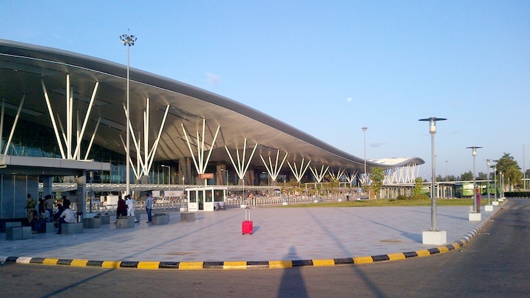 Bengaluru Airport May Soon Pick Up Your Bags From Home, Offer Chauffeur Rides