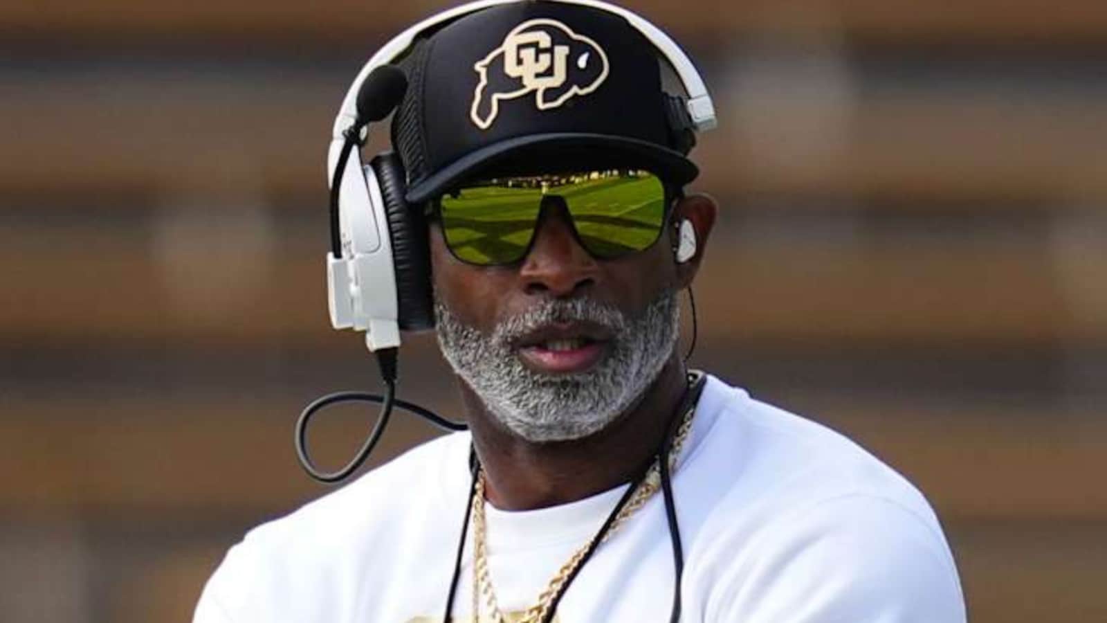 Deion Sanders Urges Terrell Owens and Cris Carter to End Their NFL Feud