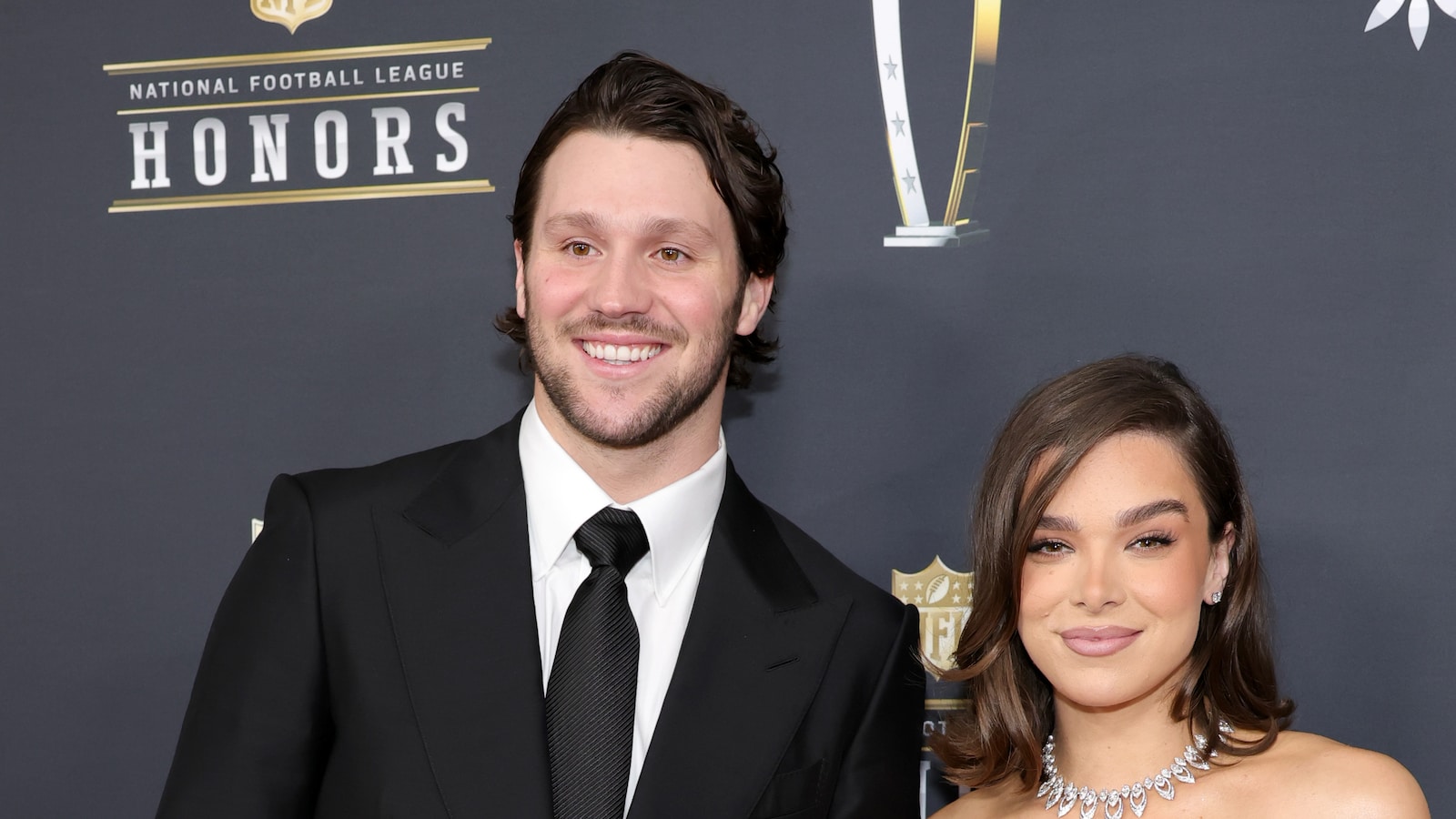 "Knocked Me Sideways": Josh Allens Wife Hailee Steinfeld Opens Up About Motherhood Struggles
