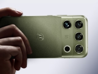 Motorola Signature 27 हुआ लॉन्च; 200MP कैमरा के साथ मिलेगा पावरफुल Snapdragon 8 Elite Extreme Gen 6 चिप