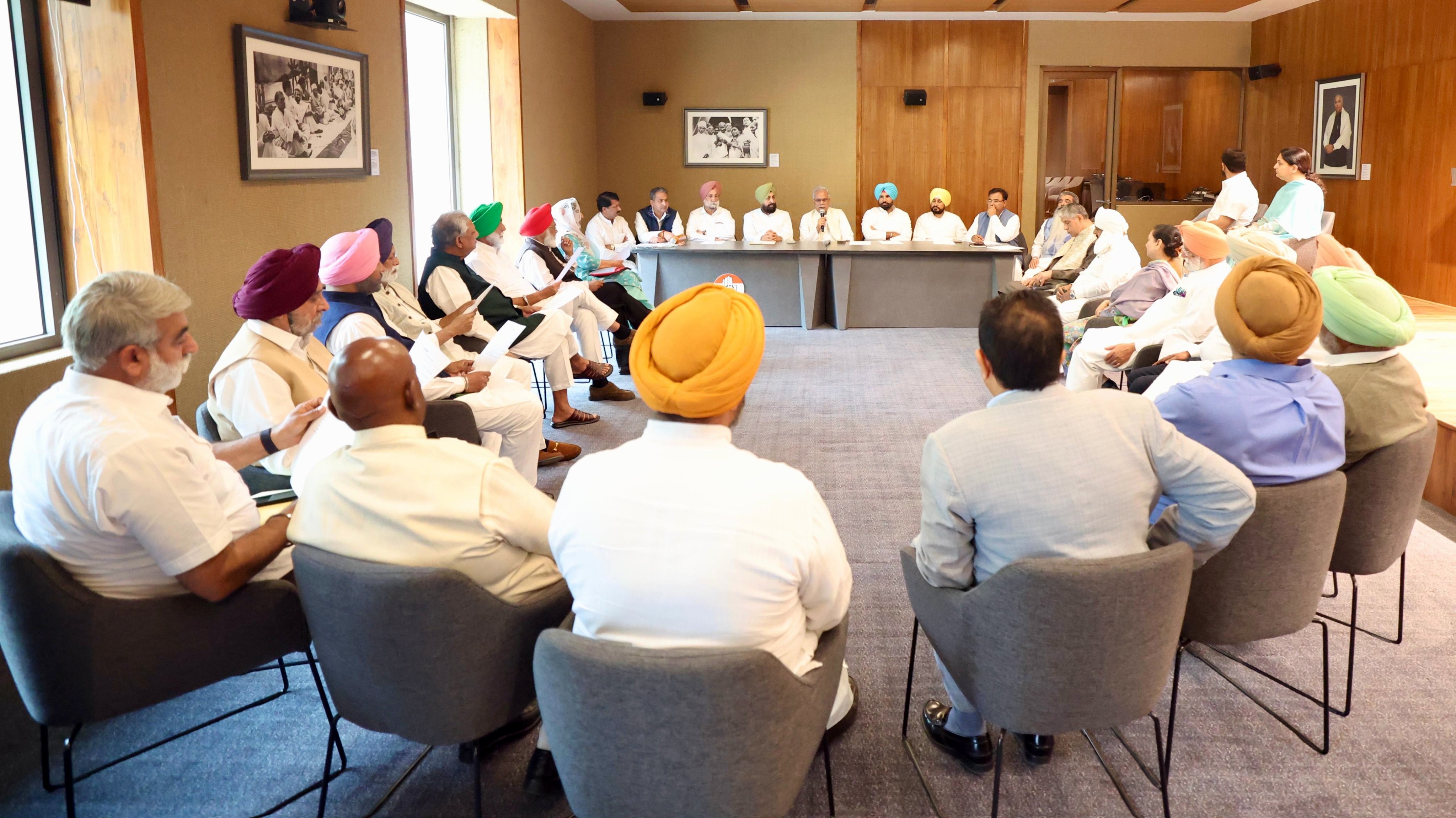 पंजाब में भूपेश बघेल की जगह सचिन पायलट को बनाया कांग्रेस प्रभारी
