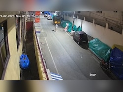 On Camera, Lord Ganesha Idol Stolen From Roadside Stall In Bengaluru