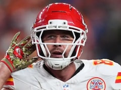 Travis Kelce’s 4-Word Reaction To Kenneth Walker’s 60-Yard TD Caught on Hot Mic During Chiefs-Broncos Clash