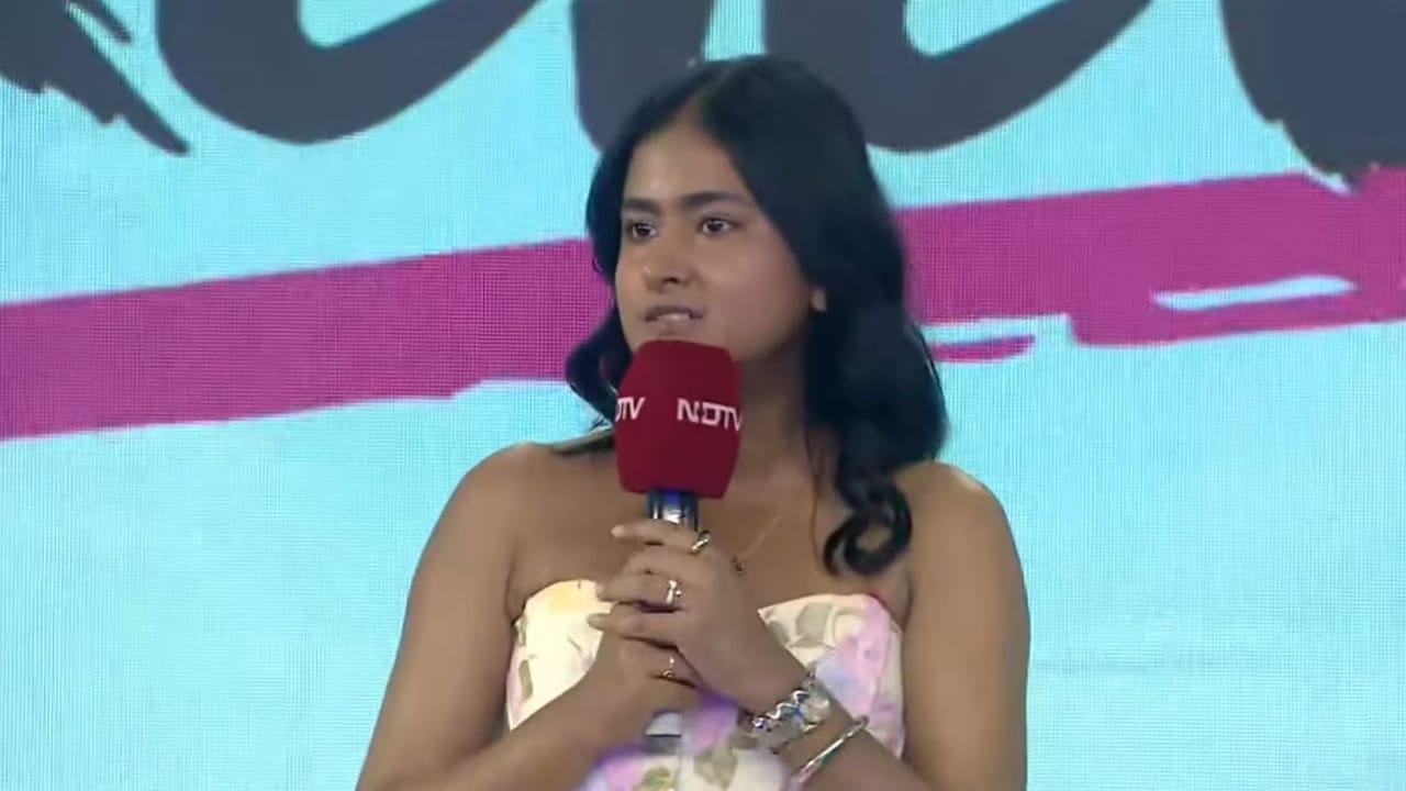 NDTV Yuva 2026: सोशल मीडिया पर किस तरह का केंटेंट ज्यादा चलता है? Gen Z जान लें कॉमेडी कंटेंट क्रिएटर अनुभवी यादव से जरूरी टिप्स