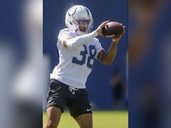 Jonathan Owens’ Indianapolis Colts Debut Gets An Emotional Start Before Everything Falls Apart