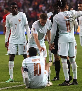 Kylian Mbappe Injured As Zinedine Zidane Wins On France Debut, Italy Lose On Roberto Mancini Return