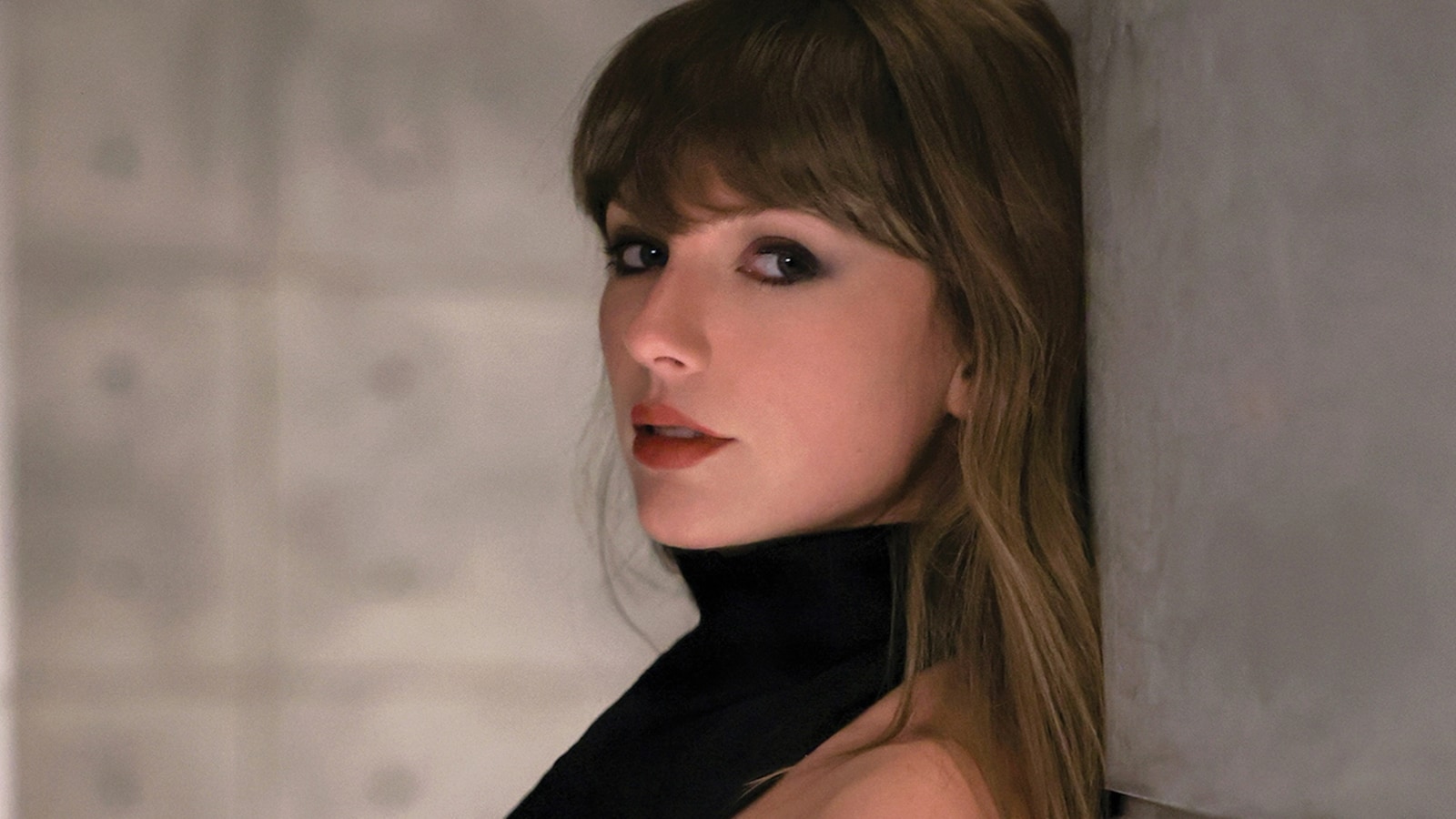 Taylor Swift Lyric Study Finds Persistent Themes Across Her Career