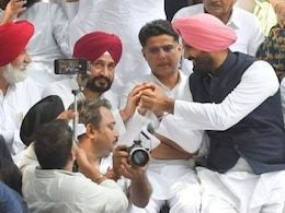 Charanjit Channi, Raja Warring Share Stage After 3 Months, Handshake Signals Thaw