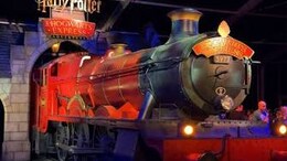 Viral Video: Vlogger Rides Harry Potter-Themed Train In California, Shows What It's Like Inside