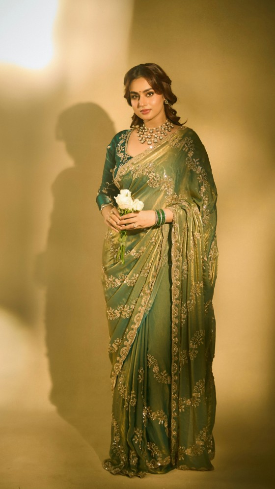 Ayesha Khan Serves Regal Vibes In Green