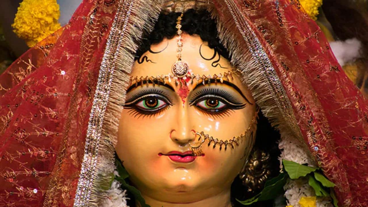 ज्येष्ठ गौरी पूजा आज, यहां पढ़ें मां गौरी की आरती