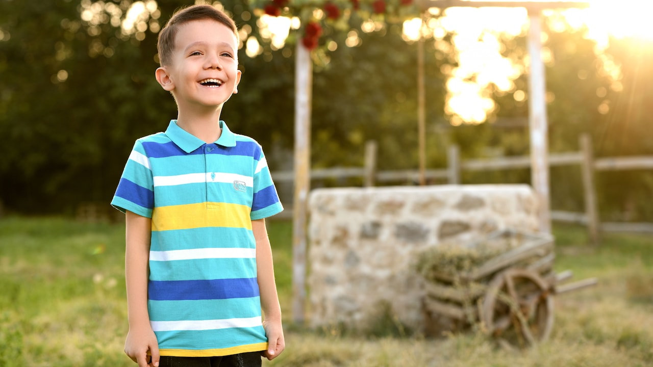 10 Tips For Buying Kids Clothing Sets That Last Through Growth Spurts