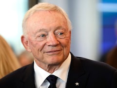 Michael Irvin Reveals Why Dallas Cowboys Players Should Think Twice Before Criticizing Jerry Jones