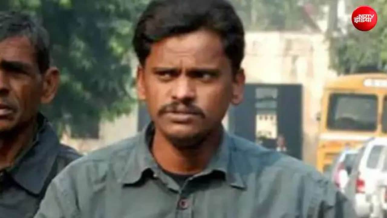 घर में बच्चे का बर्थडे, नहीं थे पैसे... सुरेंद्र कोली ने क्यों की आत्महत्या? मकान मालिक ने बताया