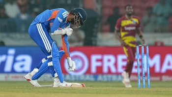 Gavaskar Fumes As Shamar Joseph Bouncer Injures Arshdeep In Hyderabad T20I