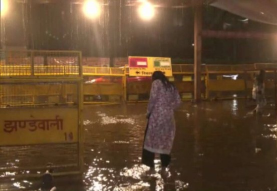Delhi-NCR Wakes Up To Heavy Rain, Thunderstorms, Waterlogging In Many Areas