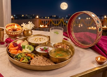 Blog | Karwa Chauth Health Guide: How To Eat For Sargi And Break Your Fast