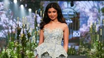 Dhurandhar Star Sara Arjun Walks For Anushree Reddy In A Strapless Bridal Gown