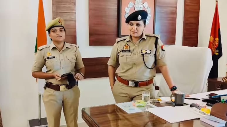 IPS रवीना त्यागी की व&zwj;िदाई पर भावुक हुई स&zwj;िपाही, 'मैडम न जाओ...' गीत फिर वायरल