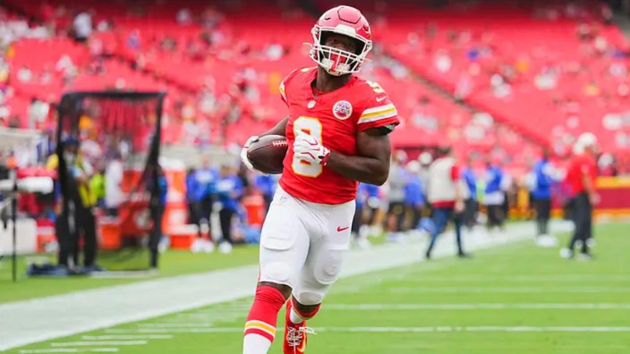 Seahawks Warned Over Kenneth Walker Decision As Dez Bryant Reveals Why The Move Could Hand The Chiefs A Championship