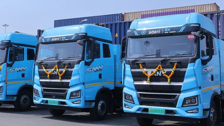 अब डीजल नहीं, बिजली से दौड़ेंगे कंटेनर! Adani और CMA CGM ने शुरू किया भारत का पहला 'ग्रीन लॉजिस्टिक्स' मिशन