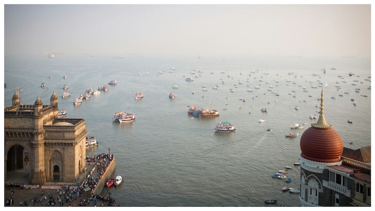 Air Pollution Alert: Mumbai Struggles With Unhealthy AQI; Delhi Air Quality Turns Severe