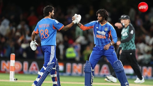 112 रन पर गिर गए थे 6 विकेट, फिर दूसरे T20I में तिलक और नीतीश ने न्यूजीलैंड के जबड़े से कुछ यूं छीन ली जीत
