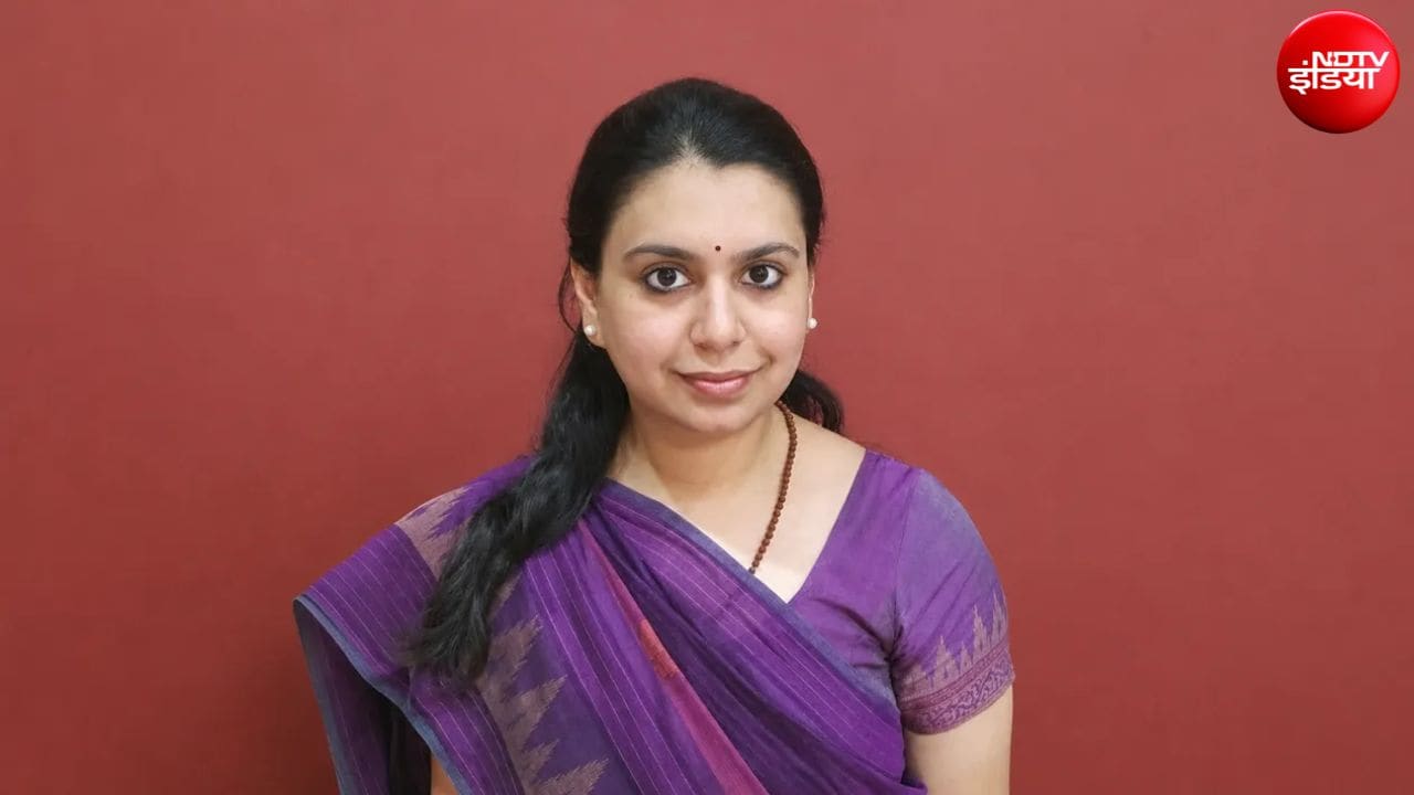 IAS नौकरी छोड़ने वालीं दिव्या मित्तल मिर्जापुर सदर से लड़ेंगी यूपी चुनाव, पार्टी के नाम का किया ऐलान
