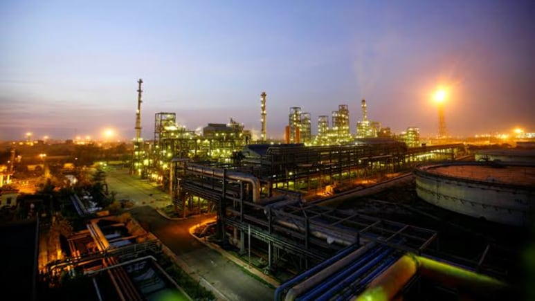 Strait Strategy: How Indian Refiners Are Braving Hormuz Risks To Slash Crude Costs